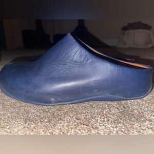 Fitflop Navy Blue Leather Clogs Women Size 10 EU Size 42